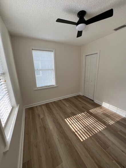 Bedroom#3 Inside View - 1178 Murray Dr