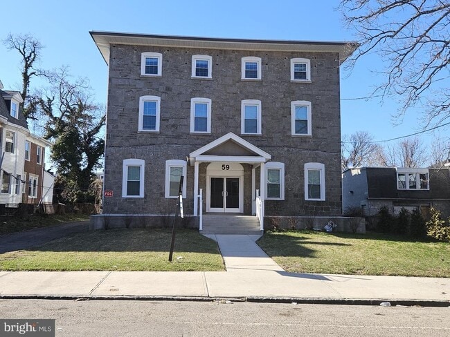 Building Photo - 59 High St