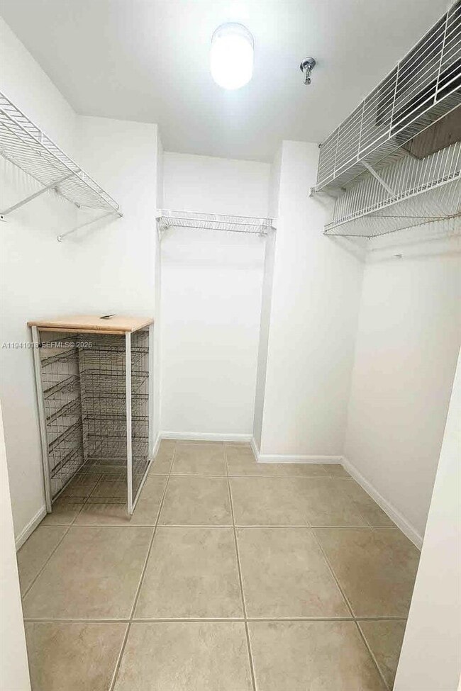 Building Photo - 9156 Collins Ave