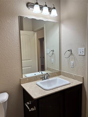 Building Photo - 5145 Royal Springs Dr