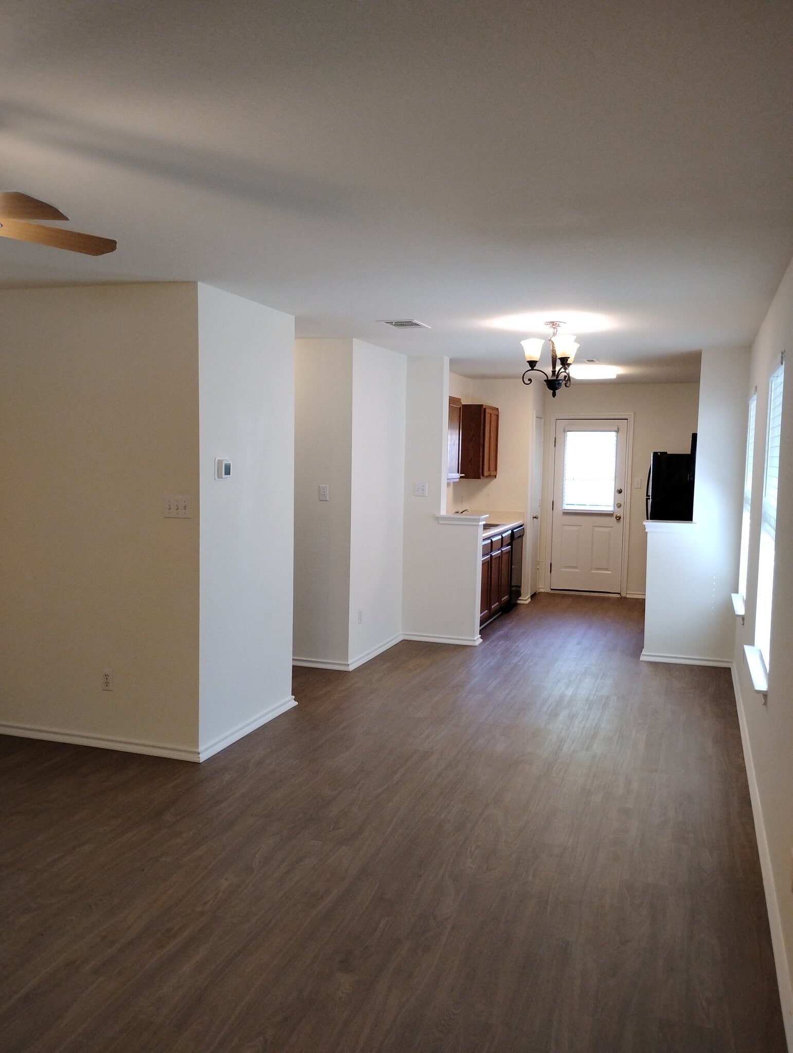 Building Photo - 12732 St Mary Dr