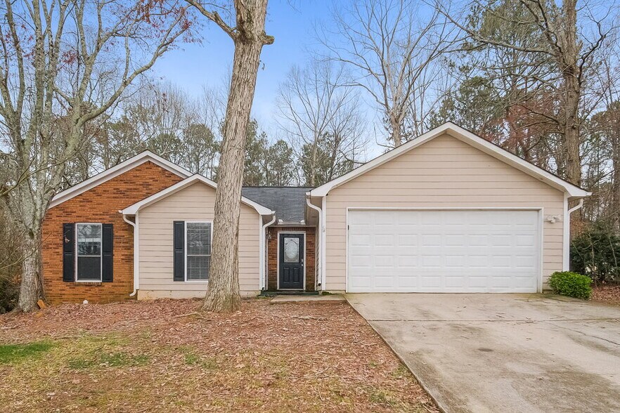 Primary Photo - 239 Northbridge Dr