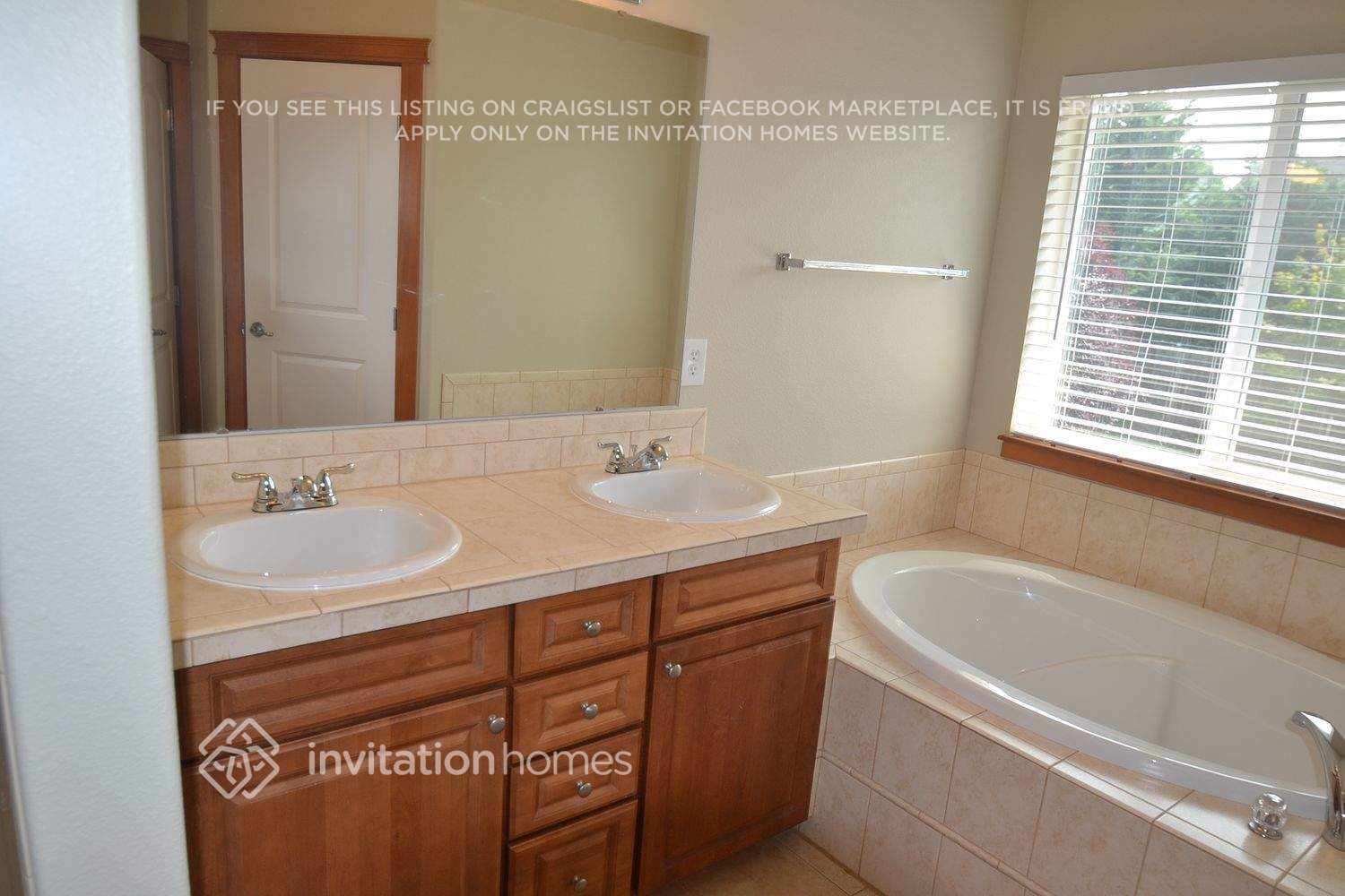 Building Photo - 13824 172nd Pl E