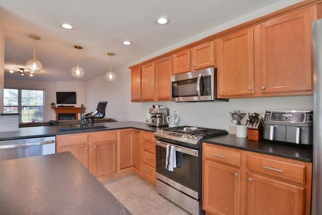 Building Photo - 1300 Nicholas Ln