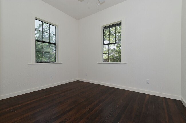 Building Photo - 2615 Polk- House