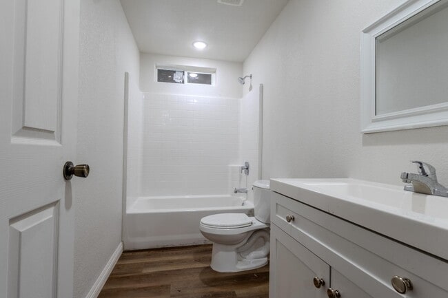 Building Photo - 3232 Sanguinetti Ln