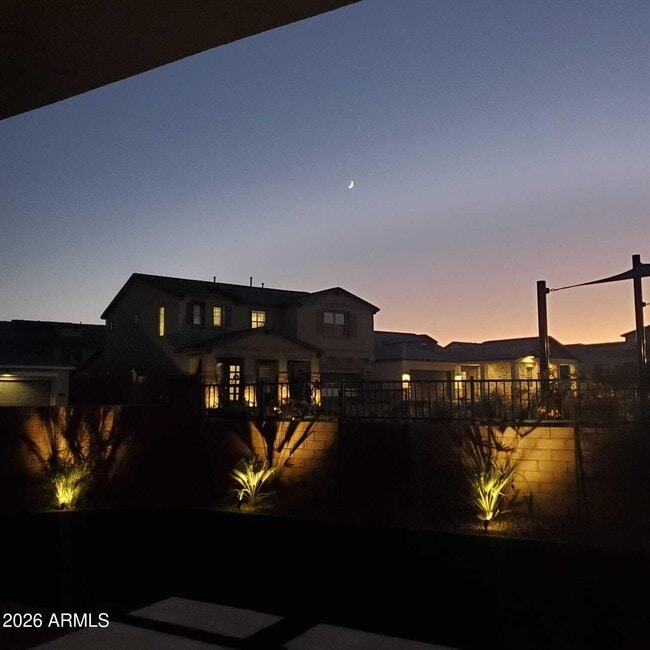 Building Photo - 16512 S 8th Way