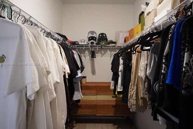 Building Photo - 385 NW 9th St