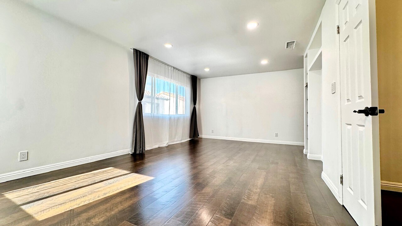 Building Photo - 28659 Vista Madera