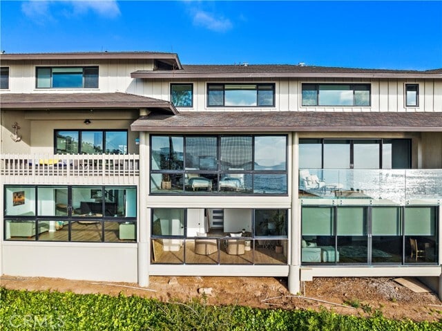 Building Photo - 51 Blue Lagoon