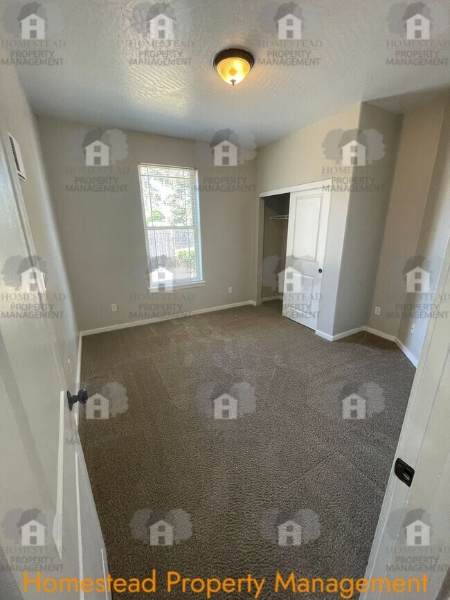 Building Photo - 168