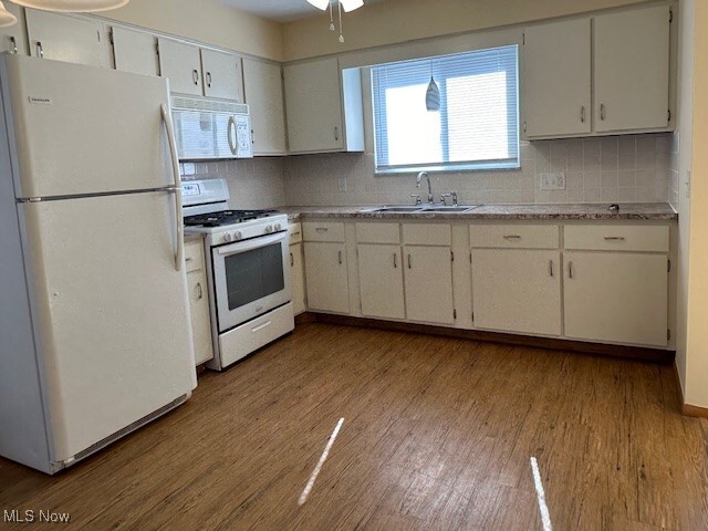 Building Photo - 807 Albemarle Ave