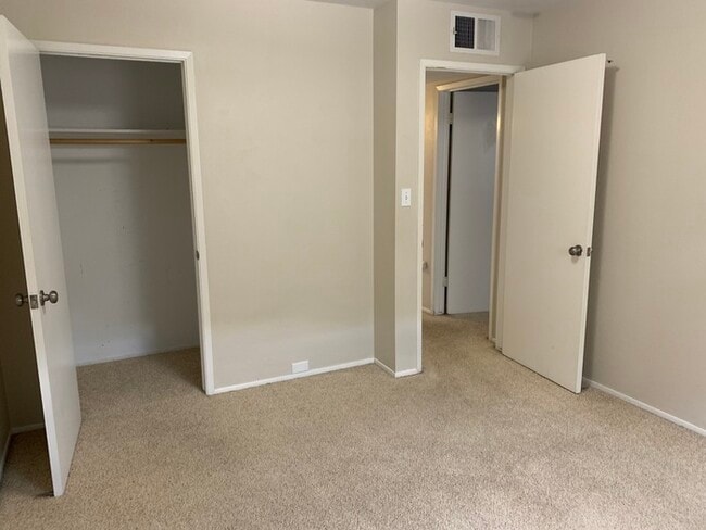 Building Photo - Charming home for Rent!