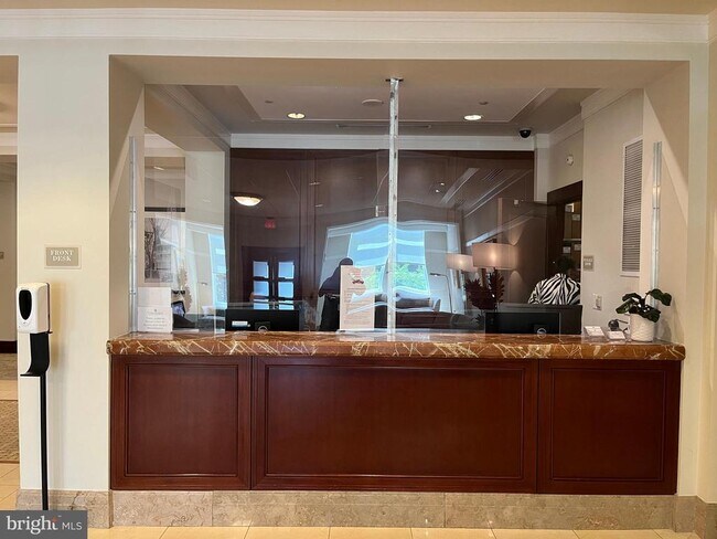 Building Photo - 2425 L St NW