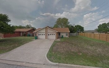 Building Photo - PEPERPORT.3902-3904