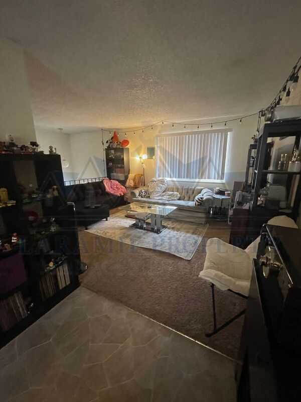 Building Photo - 710 Downey St