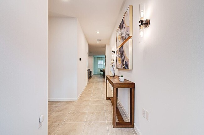 Building Photo - 9140 Driftwood Path