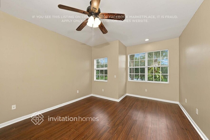 Building Photo - 6351 Bella Cir