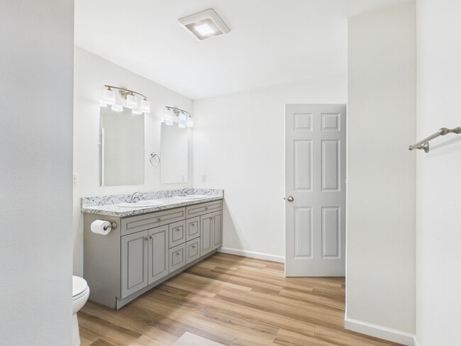 Building Photo - 1773 Dallas Dr