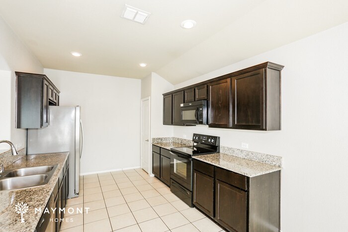 Building Photo - 9161 Abaco Way