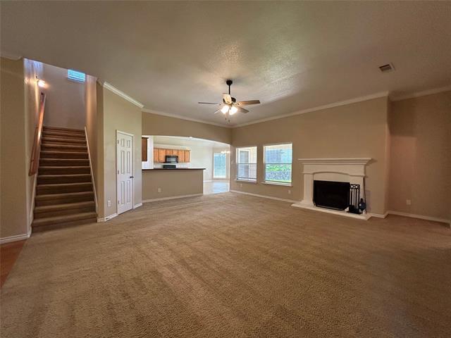 Building Photo - 205 Carriage Dr