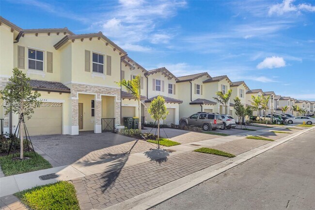 Building Photo - 2546 SE 29th St