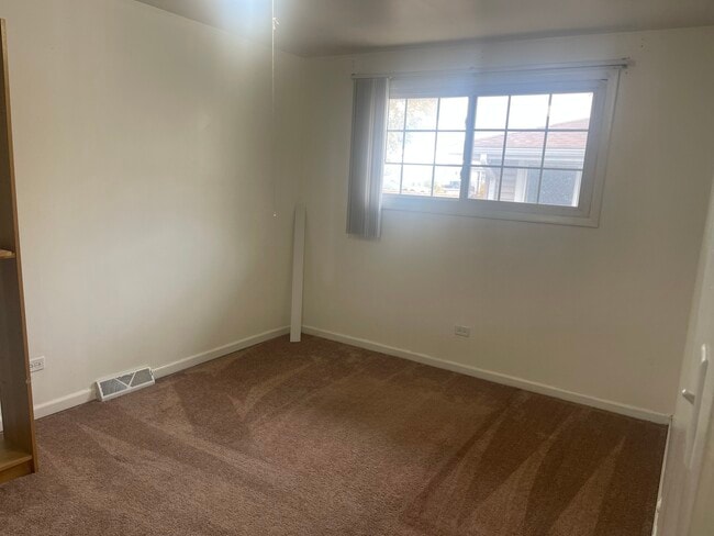 Building Photo - 10445 Austin Ave