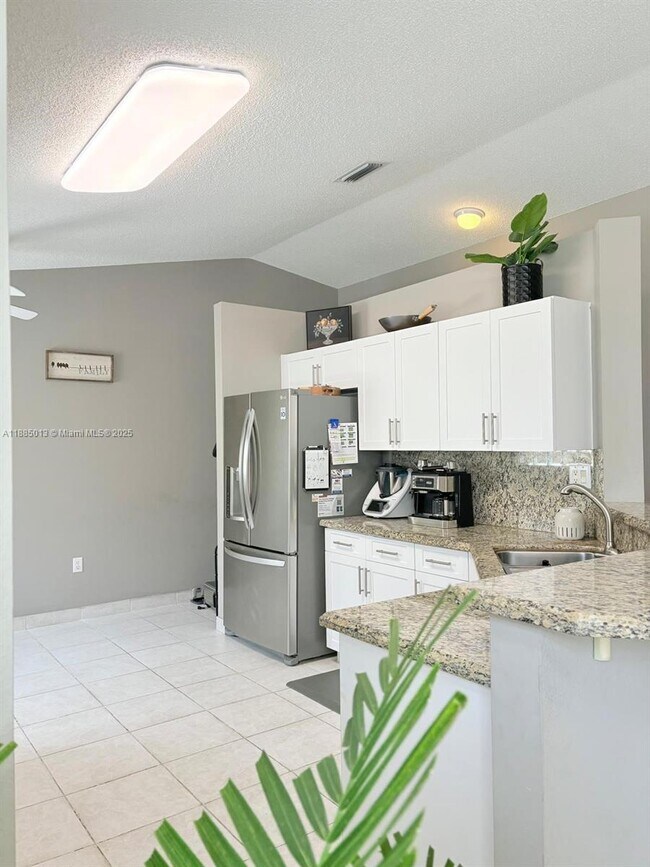 Building Photo - 4128 Sapphire Terrace
