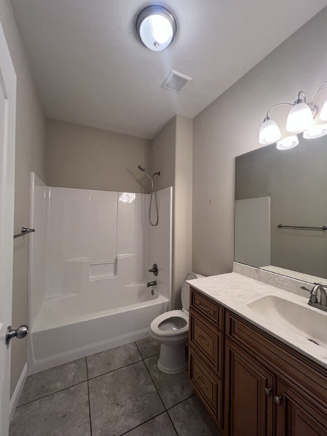 Building Photo - 6882 Brocado Ct