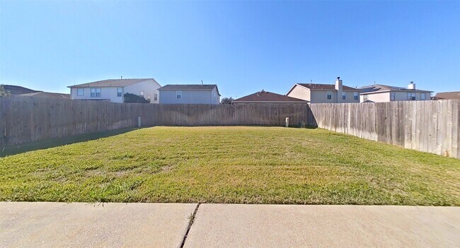 Building Photo - 29303 Legends Hill Dr