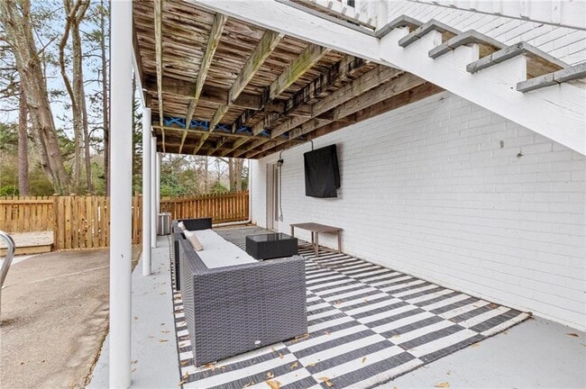 Building Photo - 120 Timber Creek Terrace