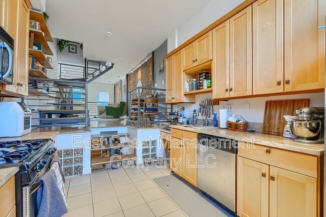 Building Photo - 1321 Cooksie St