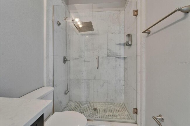 Building Photo - 6116 Lagomar Ln