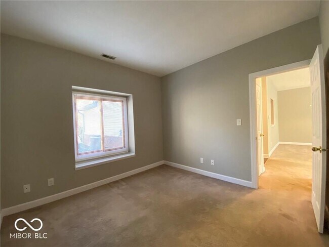 Building Photo - 5310 Cotton Bay Dr W