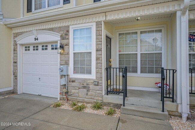 Building Photo - 94 Brookfield Dr