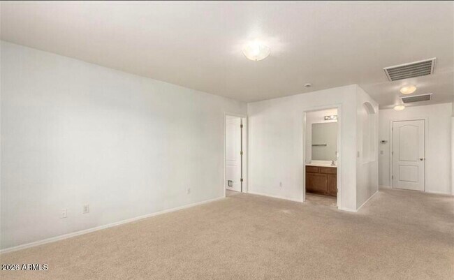 Building Photo - 11625 W Monroe St