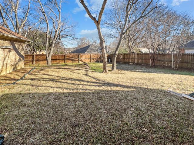 Building Photo - 3715 Dahlia Dr