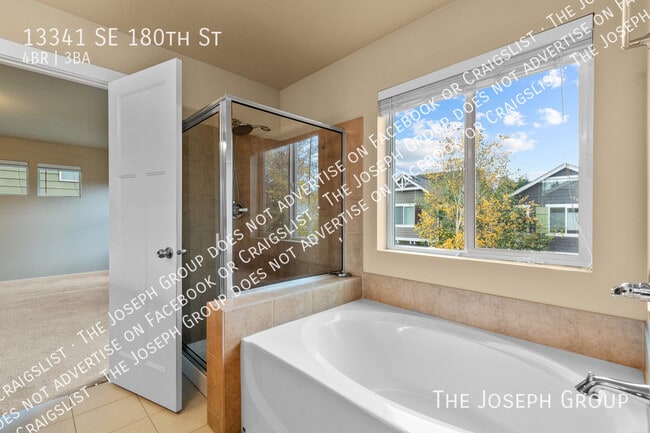 Building Photo - 13341 SE 180th St