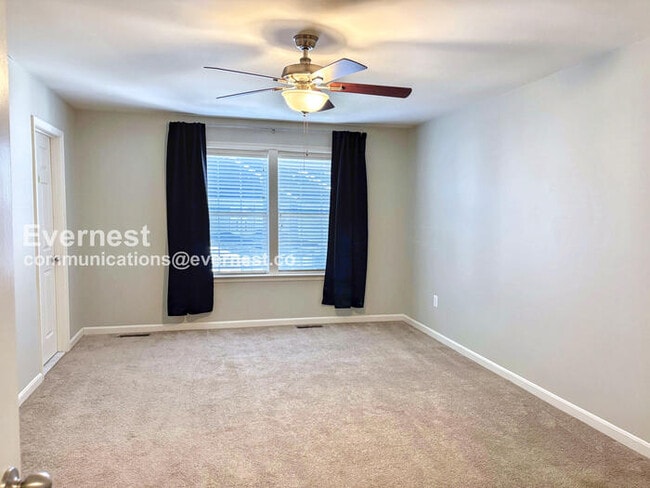 Building Photo - 8134 Villaggio Dr