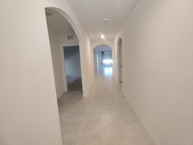 Building Photo - 1248 Sugarwood St