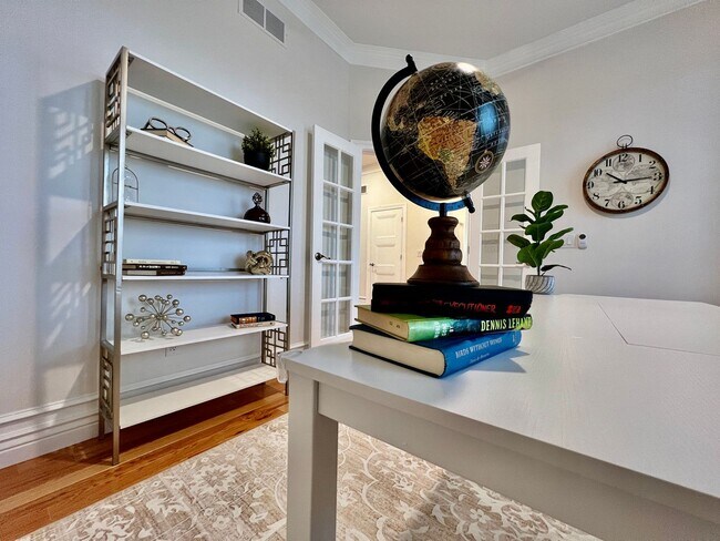 Building Photo - NEW, big, beautiful, Executive Home Libert...