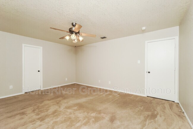 Building Photo - 4402 Waldon Pond