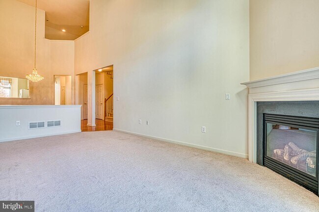 Building Photo - 1802 Schindler Dr