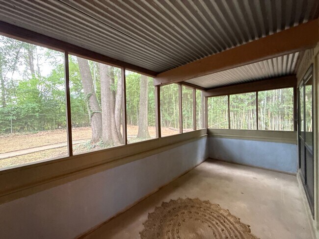 Building Photo - 7201 Winery Ln