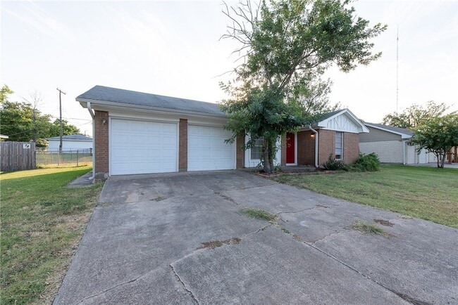 Building Photo - 2317 Carter Creek Pkwy