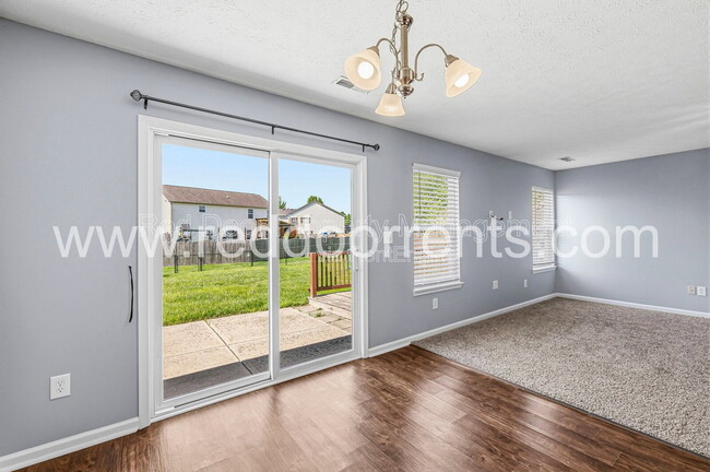 Building Photo - 7217 Burlat Ln