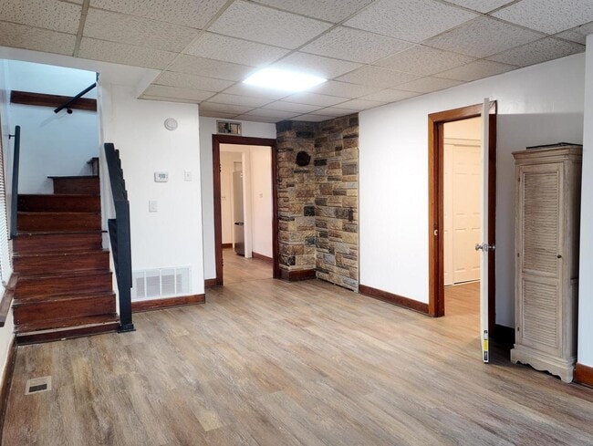 Building Photo - 117 Woodland Dr