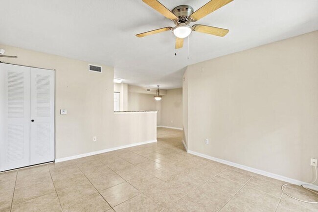Building Photo - 6752 Heritage Grande