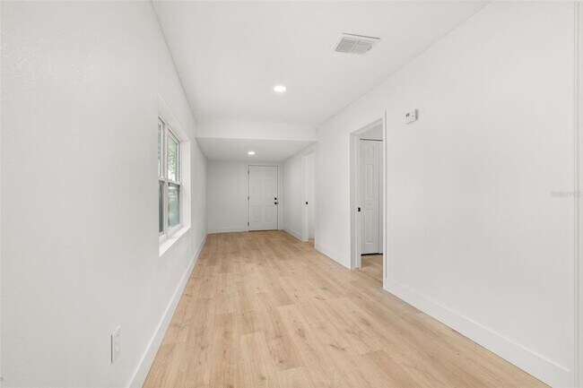 Building Photo - 145 Strain Blvd