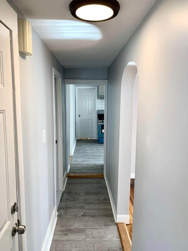 Building Photo - 6 Nahant Ave